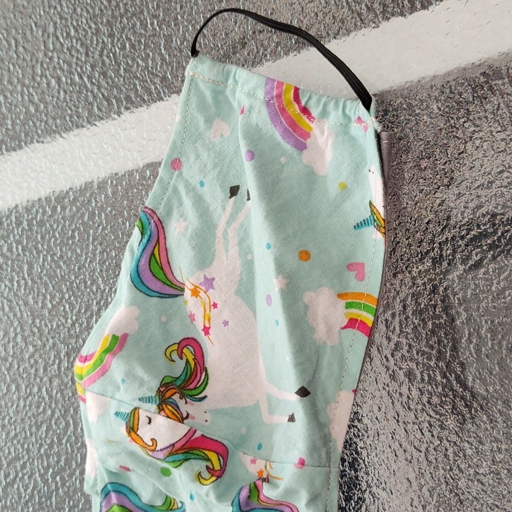 Unicorn Face Mask 🦄 - Handcrafted - EUC - Picture 3 of 8